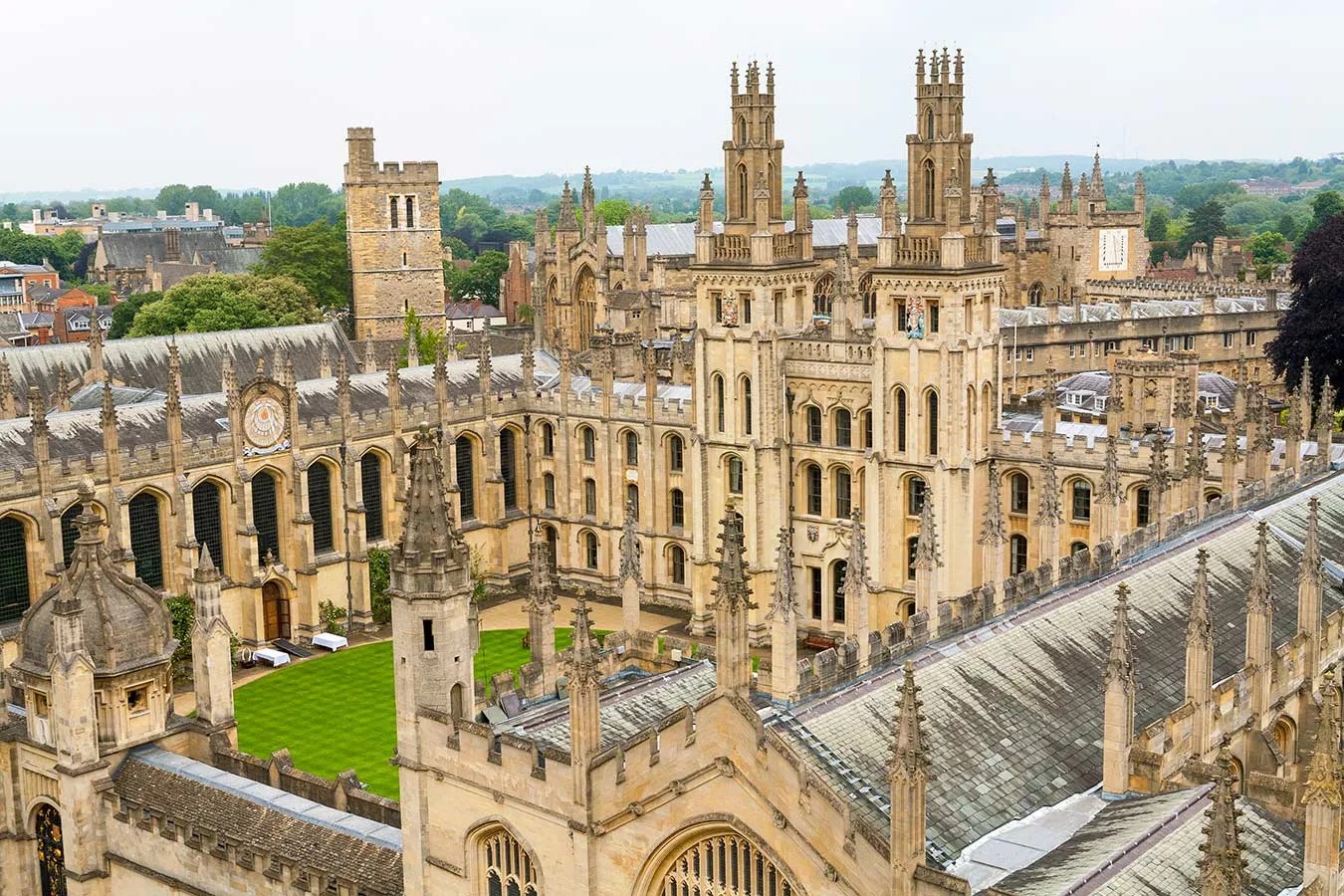 Rowdy Oxford Integris: Where Bold Innovation Meets Integrity