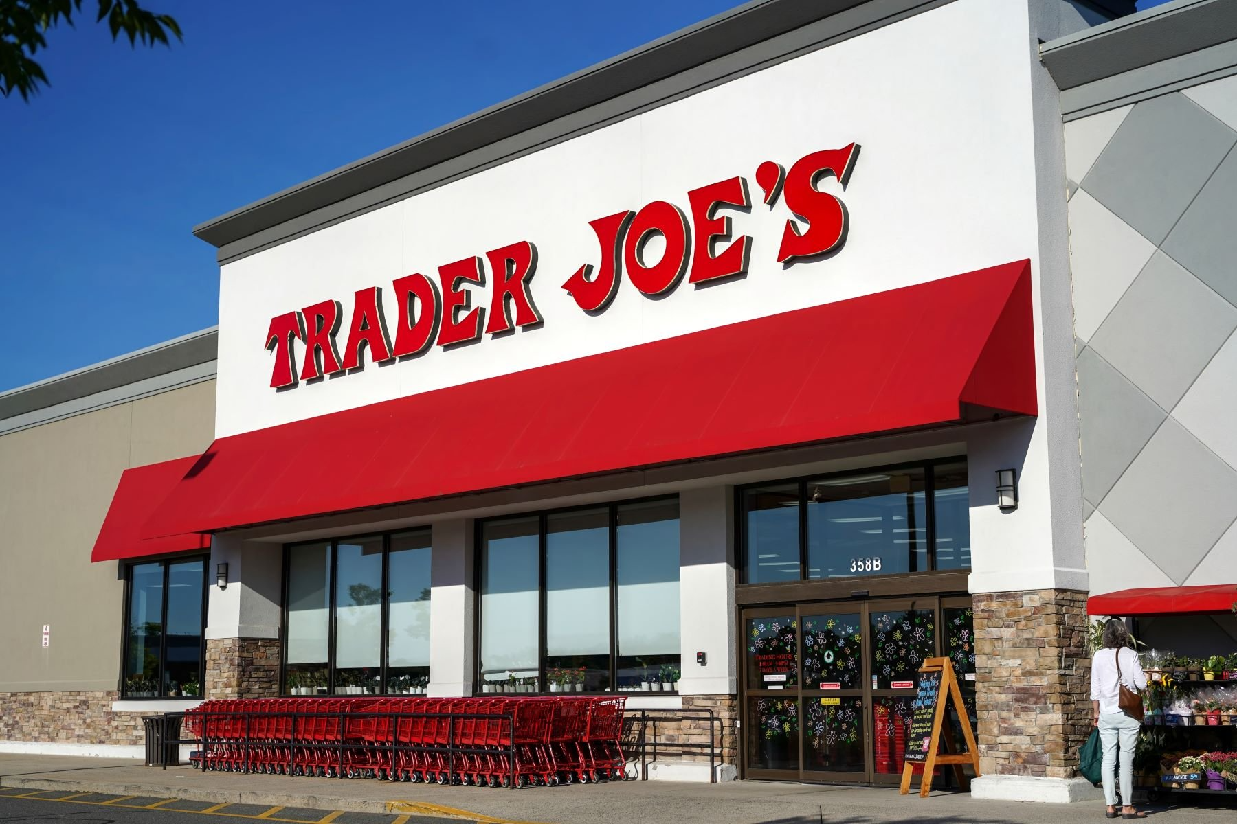 Dayforce Tradesr Joes:  Workforce Management Excellence